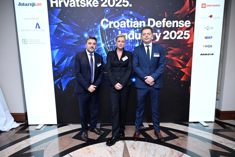 28 konferencija_obrana23-051125.jpg